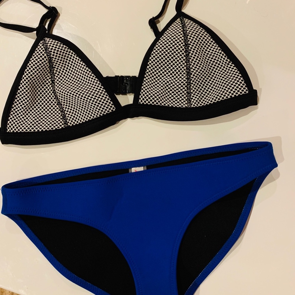 NWOT EBuddy Neoprene Bikini w/Triangle Top M